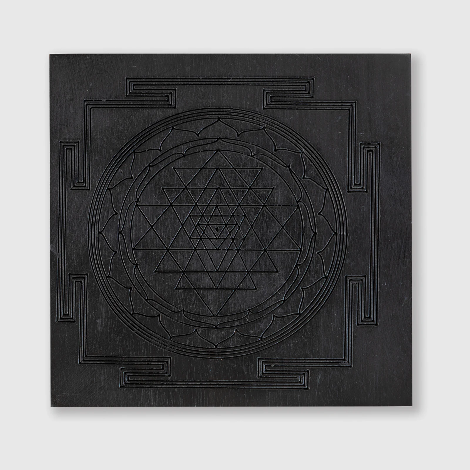 Karungali Sri Yantra